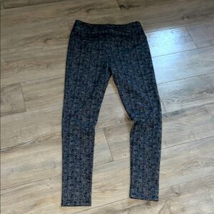 Rewind Black and Gray Textured Leggings